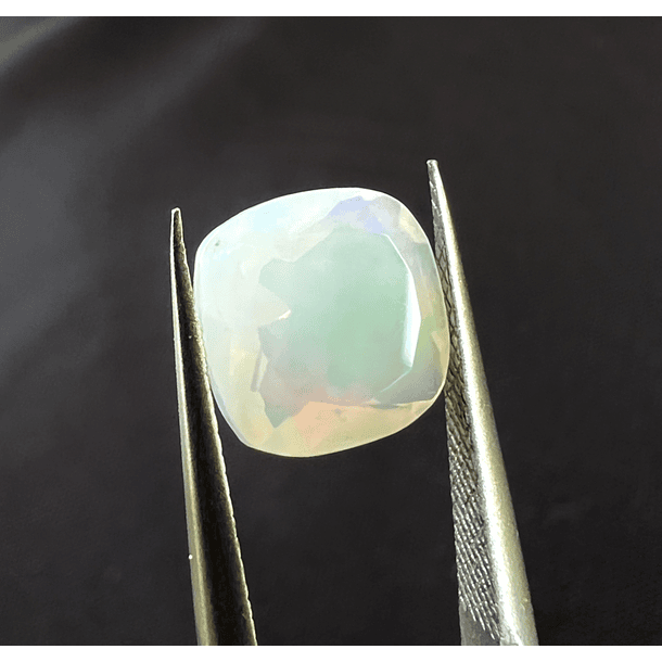 Ópalo-0.910ct-6.4x6.4x4.2mm 