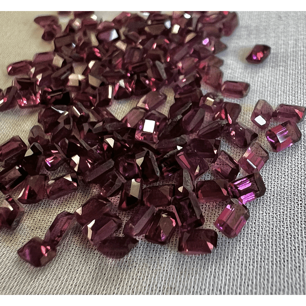 Lote de 6 Granates Rodolita-0.15ct-2.5x2mm-corte octágono  