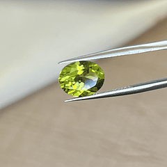 Peridotos-2.870ct-10x7.7x4.6mm