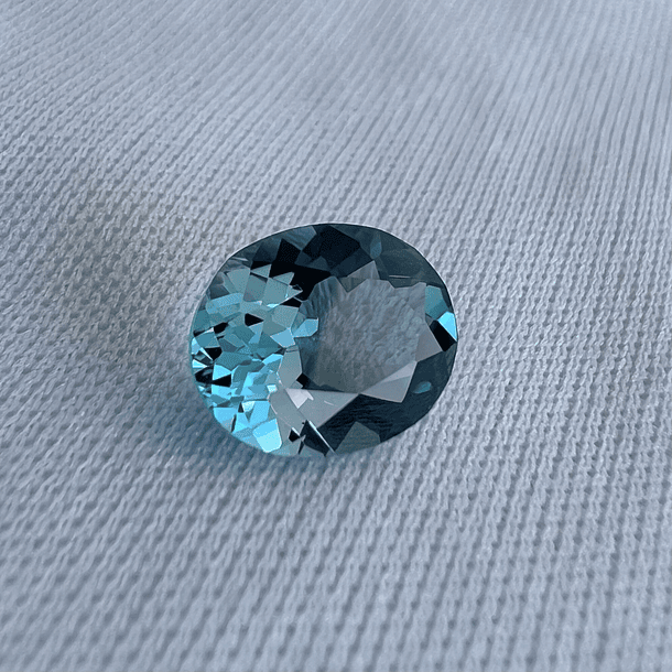 Topacio London Blue-3.15ct-10x7.8x5mm 