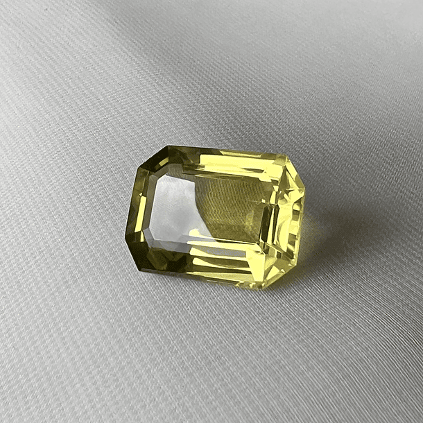 Cuarzo Limón-21.45ct-20.1x15.2mm 