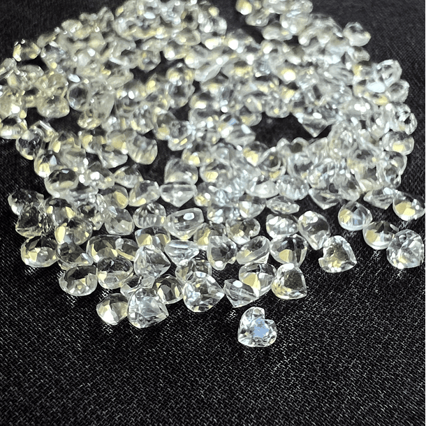 Lote de 30 Topacios Blancos-0.085ct-3mm  