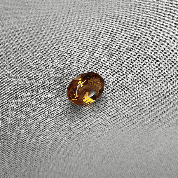 Citrino-0.650ct-6.6x4.7x2.7mm 