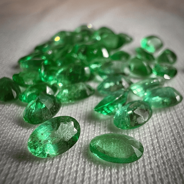 Esmeralda-0.55ct-6x4mm 