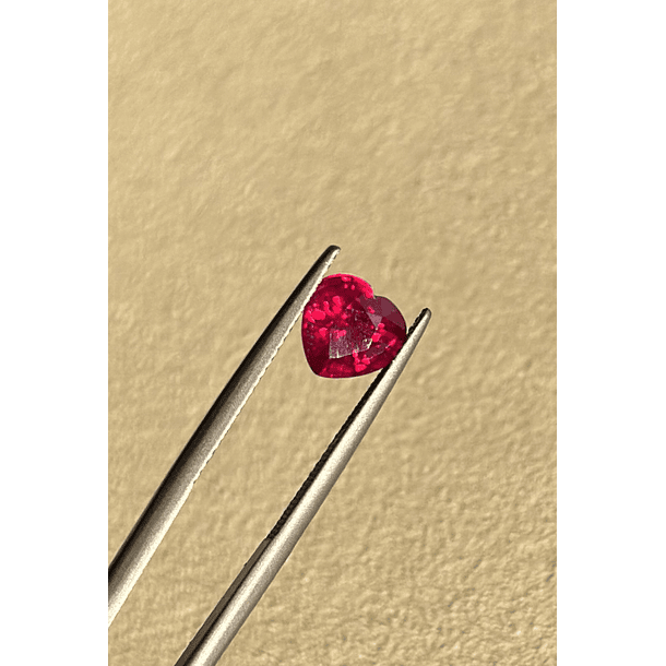 Rubí-2.41ct-7.8x7.4x4.6mm 