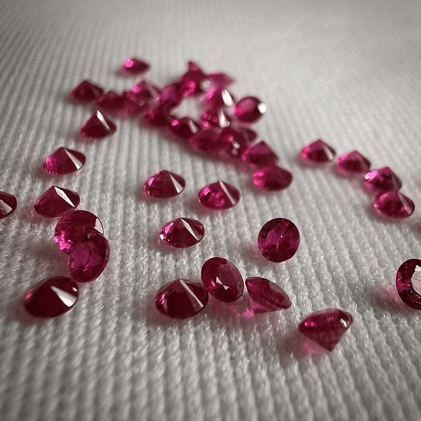 Lote de Rubíes naturales-2.40mm 