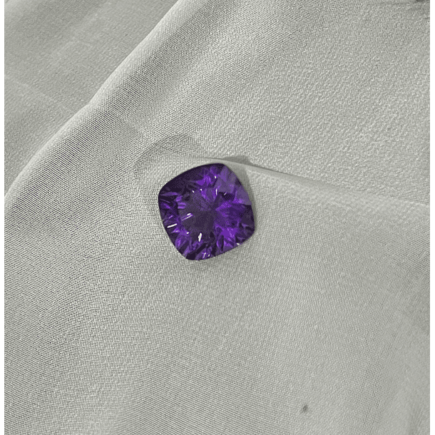 Amatista-13.375ct-15.5x15.5x4.5mm 