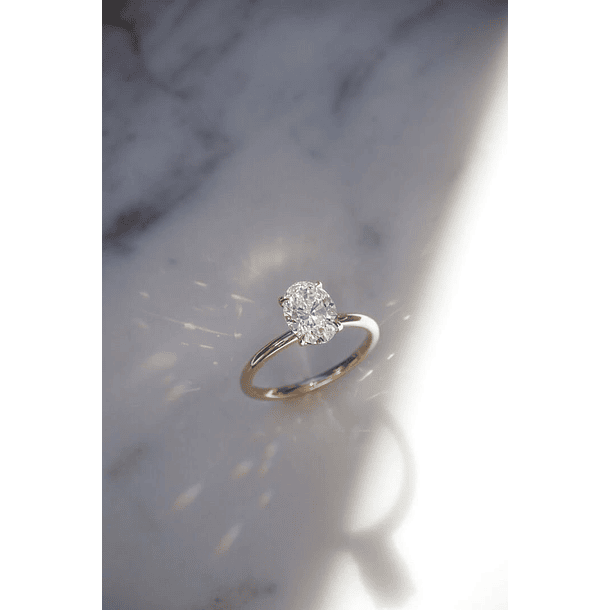 Anillo solitario con topacio blanco corte cojín de 8.8x8.8x6.5mm oro amarillo de 14k talla 7 