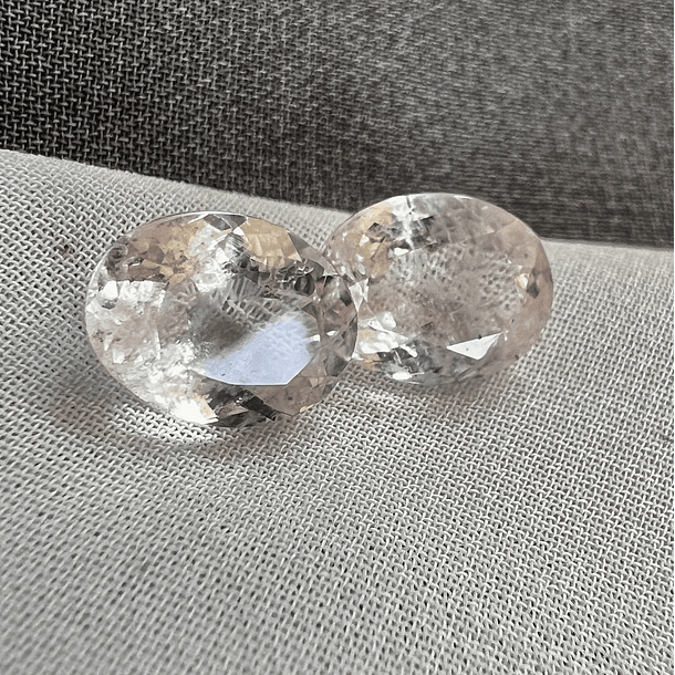 Par de Morganita-3.875ct-8.7x6.7x4.7mm 