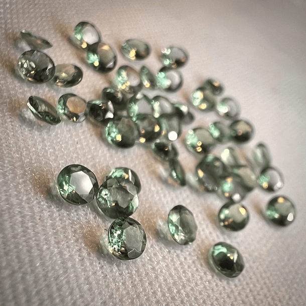 Duo de Tanzanita-0.115ct-3mm / Alexandrita-0.14ct-3x3mm 