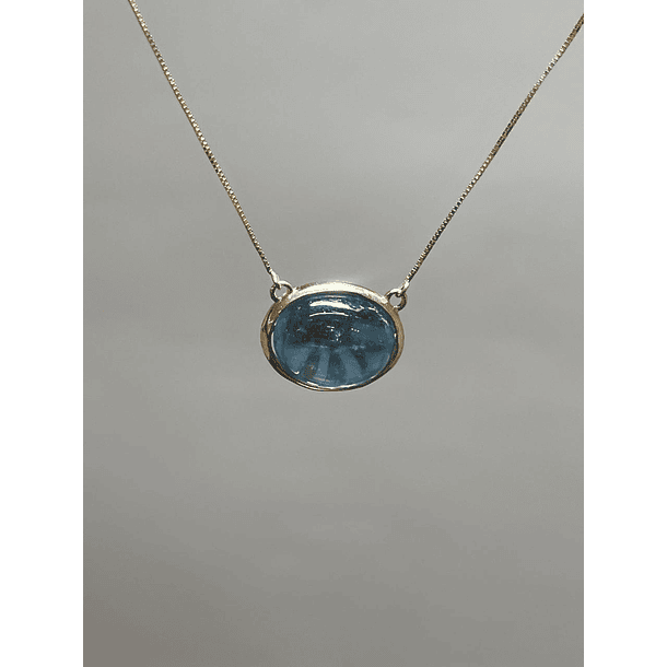 Dije solitario con Aguamarina-10.925ct-15.4x12.6x7.2mm-en oro amarillo de 14k la cadena mide 45cm  