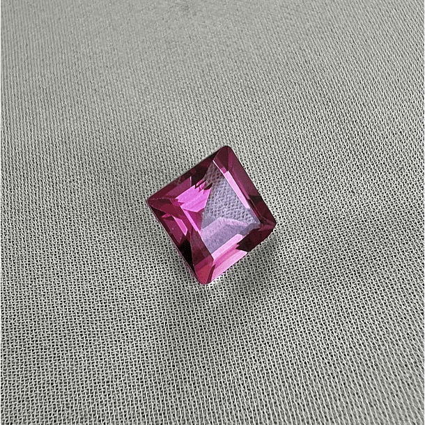Topacio Rosa-2.905ct-7.5x7.5x5.1mm 