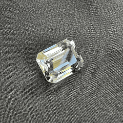 Topacio blanco-5.745ct-11x9x5.7mm