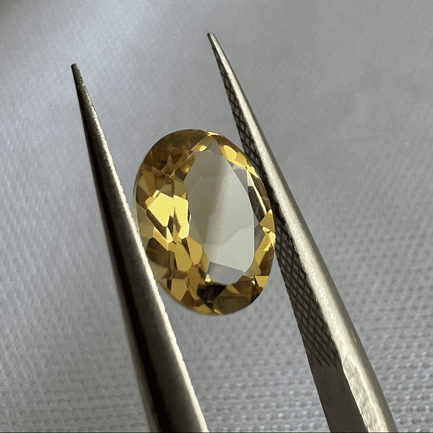 Citrino-2.345ct-10x7.8x4.5mm 