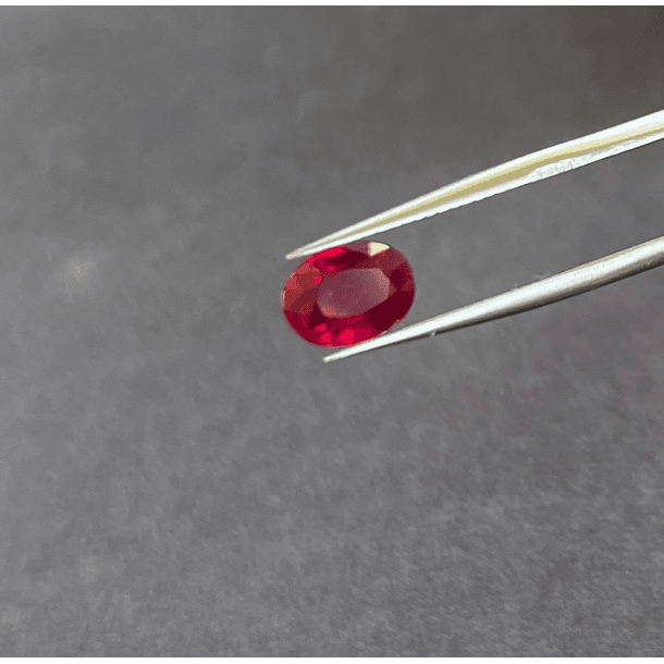 Rubí-3.090ct-8.6x6.7x5mm 