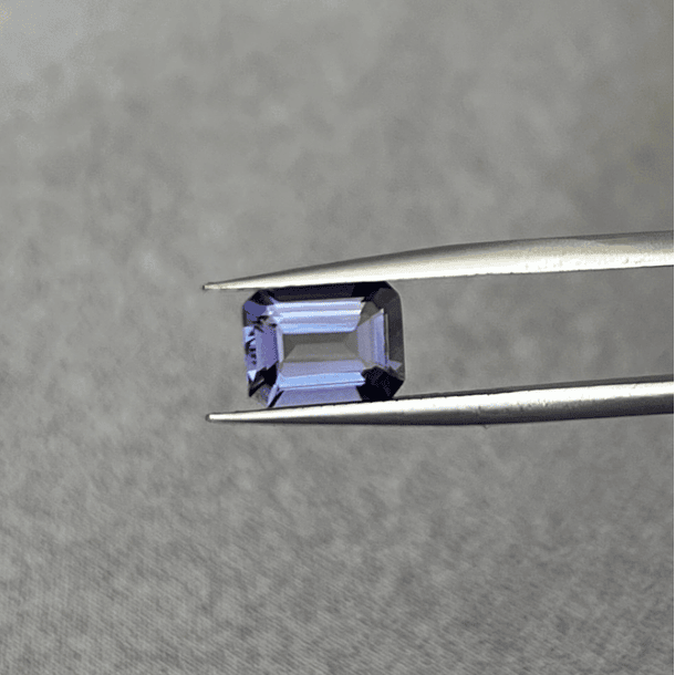 Iolita-0.555ct-5.9x4.0x2.9mm 