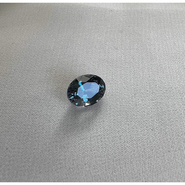 Topacio London Blue-2.620ct-9x6.8x5.2mm 