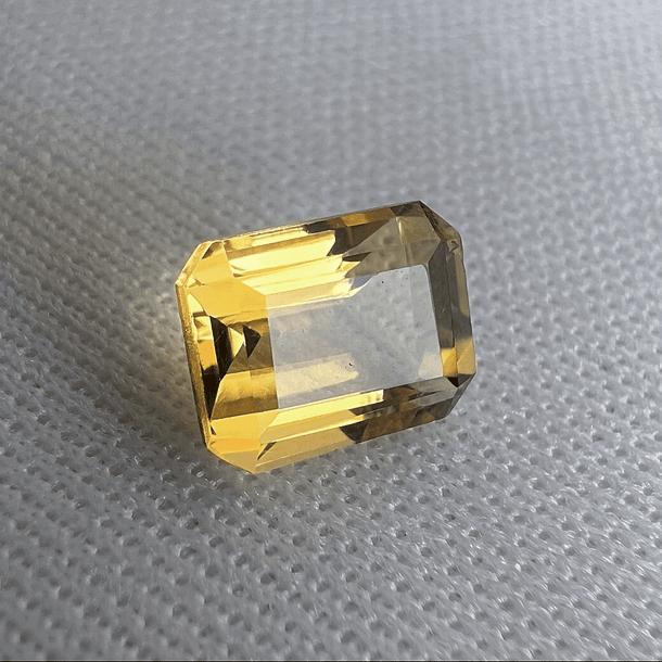 Citrino-1.835ct-8.8x6.8x4mm 
