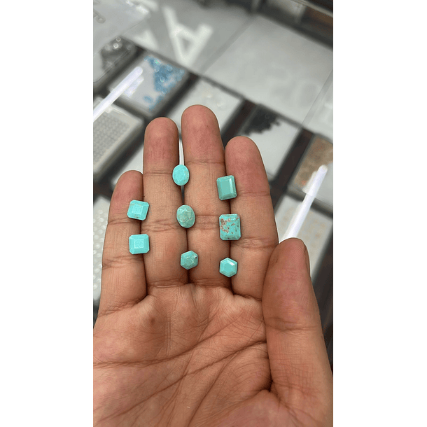 Lote de 8 turquesas corte asscher, oval, hexágono y esmeralda 