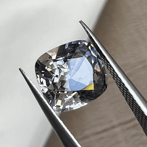 Espinela-2.00ct-7.5x6.6x4.1mm 