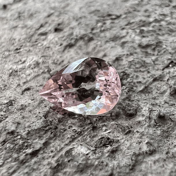 Morganita rosa-0.775ct-7.8x4.9mm 