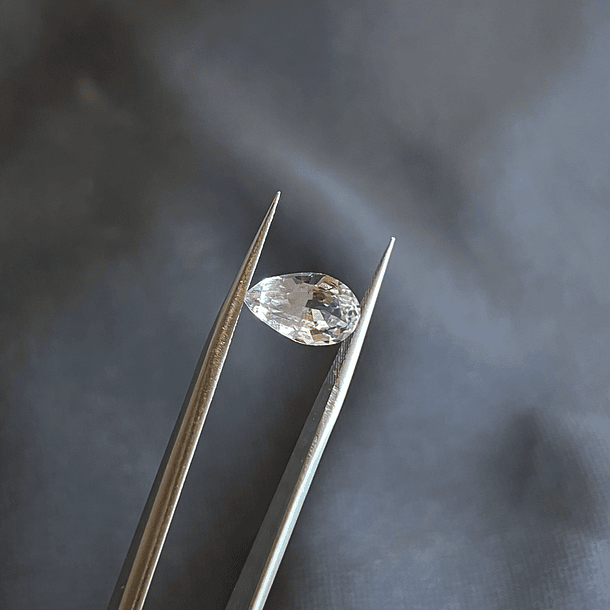 Amatista rosa de Francia-2.725ct-11.6x6.8x5.7mm 