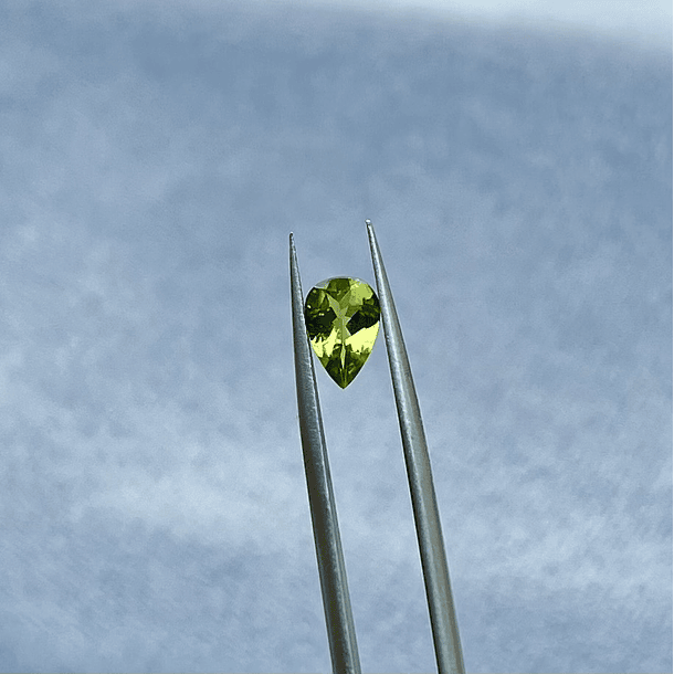 Peridoto-2.055ct-9.9x7.5x4.4mm 