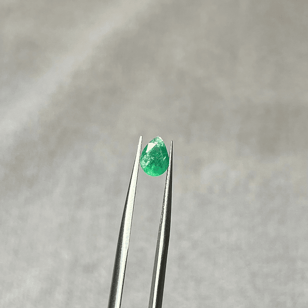 Esmeralda de Zambia-0.670ct-7.2x5.2mm 