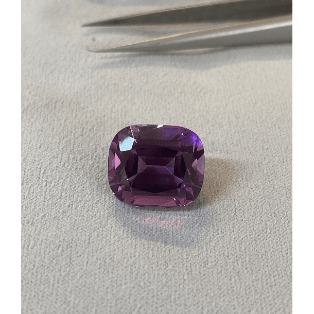 Amatista candy corte step long cushion 22.30ct 17.6x15.2x12.4mm 