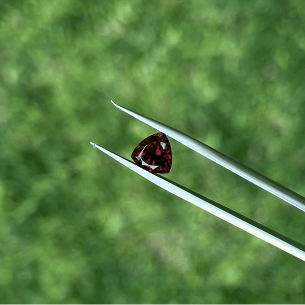 Granate rojo-2.15ct-8.9x8.9mm 