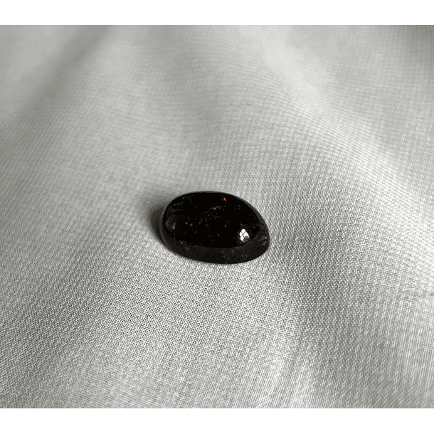 Ópalo Etíope Negro-6.100ct-15.8x10.2x6.7mm 