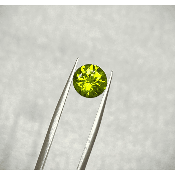 Peridoto-1.745ct-7.4x5mm 