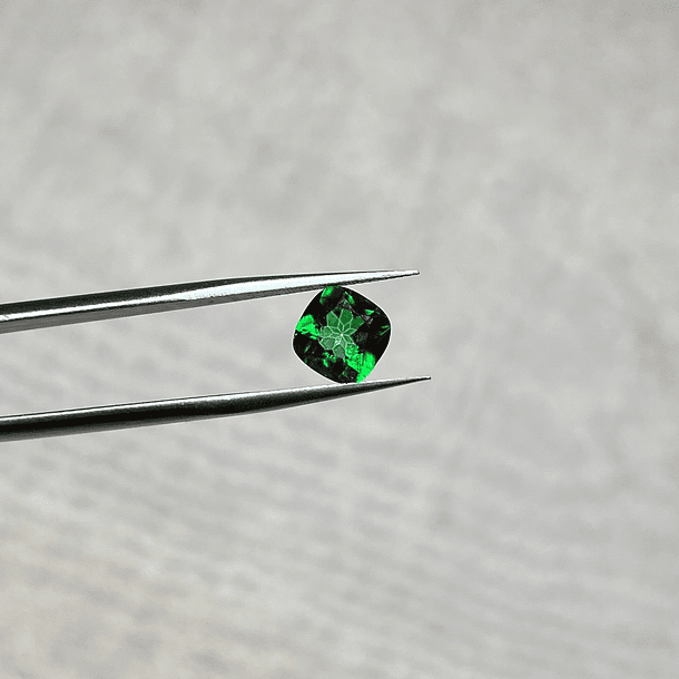 Topacio verde-1.050ct-6x6mm 