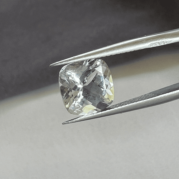 Aguamarina-2.100ct-7.8x7.8x5.1mm 