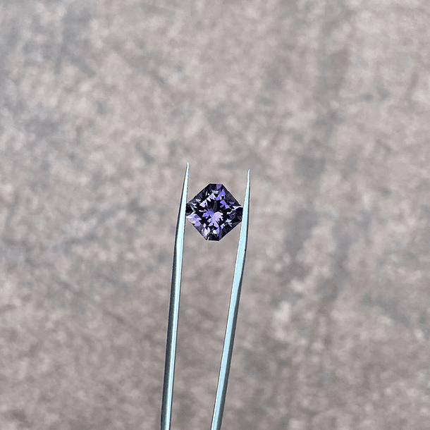 Amatista-4.60ct-10x10mm 1