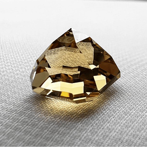 Citrino-2.85ct-7.8x7.8mm 4