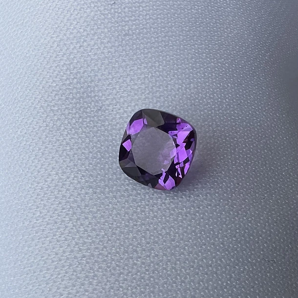 Amatista-1.30ct-6.7x6.7x4.3mm 1