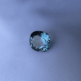 Topacio London Blue-3.85ct-9.9x8.8mm