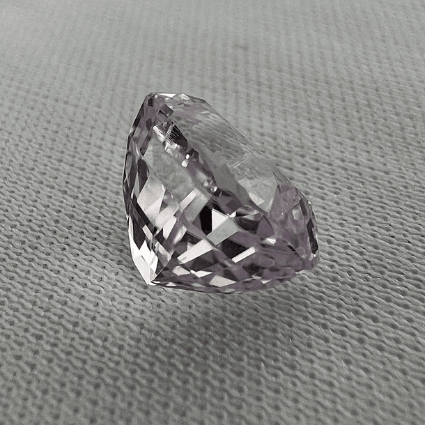 Kunzita Rosa-3.35ct-8.9x7.1mm 3