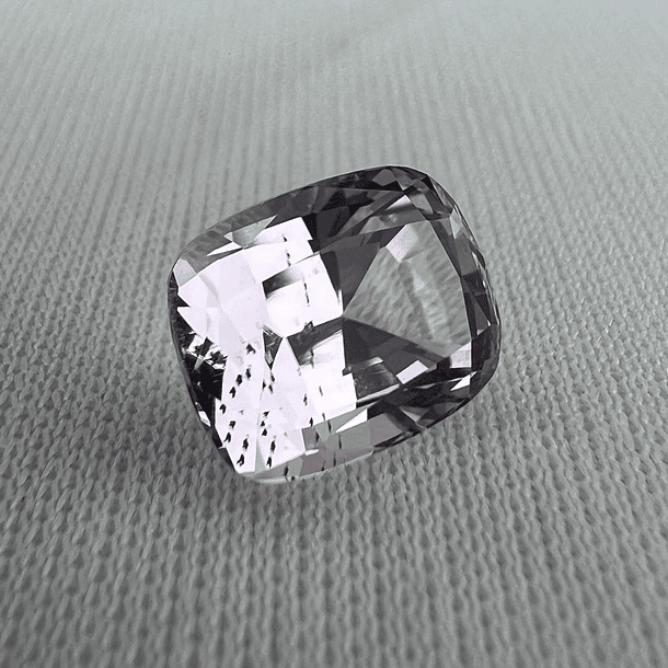 Kunzita Rosa-4.20ct-9.8x7.8mm 1