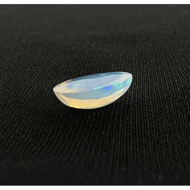 Ópalo Blanco-1.60ct-9x7.1mm 3