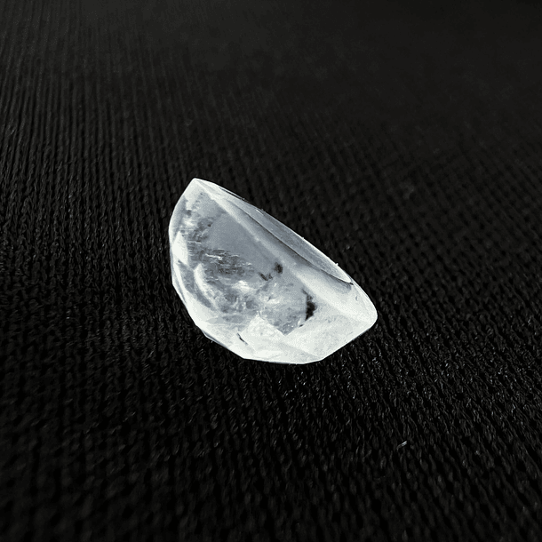 Piedra Luna-1.55ct-7.8x6.1mm 2