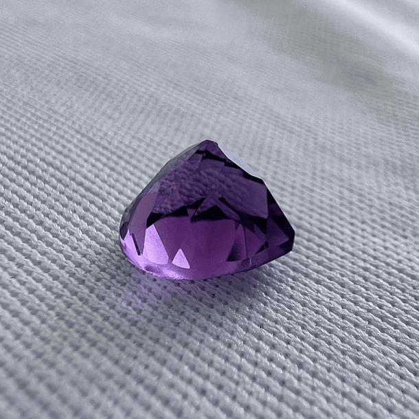 Amatista-2.65ct-9x8.9x6.3mm 2