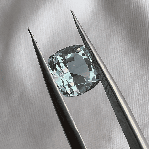 Topacio Azul-2.15ct-7.1x7.1x5mm 1