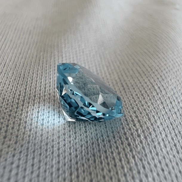 Topacio Azul-2.15ct-7.1x7.1x5mm 4