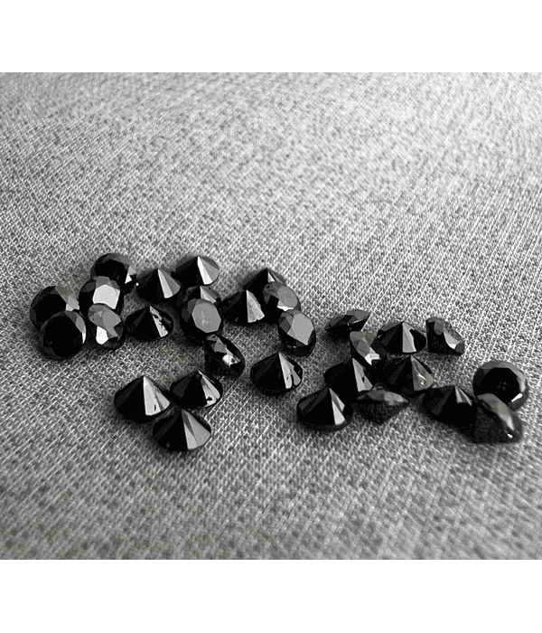 Diamante negro-0-03ct-2x2x1.3mm