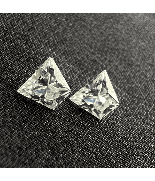 Par de Moisanita-0.70ct-5x4x2.8mm