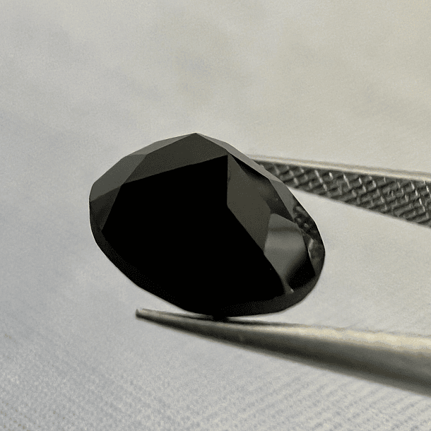 Espinela negra-3.55ct-9.9x7.9x4.8mm 2