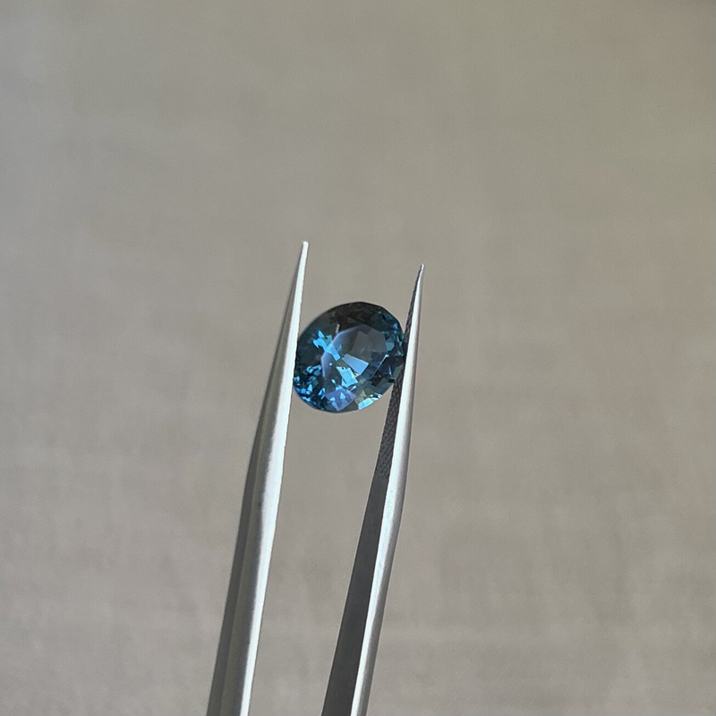 Topacio London Blue-2.82ct-9x7.1x5.5mm