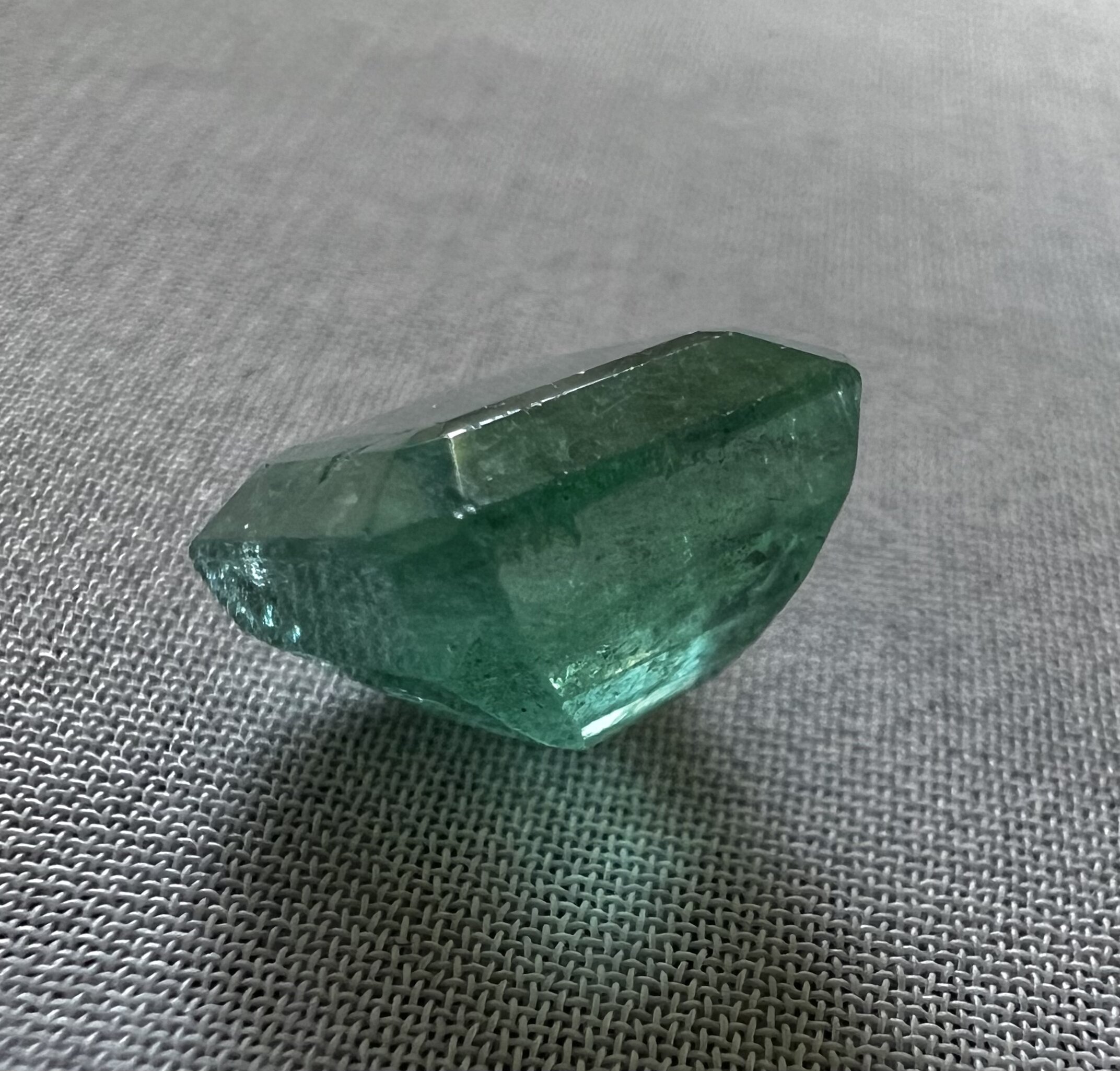 Esmeralda-3.56ct-8.6x8.3x5.6mm